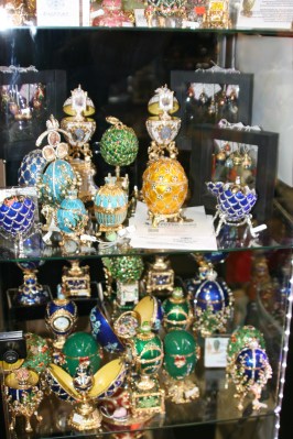 "Fabergé" eggs were a big thing. ©Donna Kramer