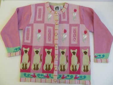 Adult sweater by the presumably blind MaggiesCellar