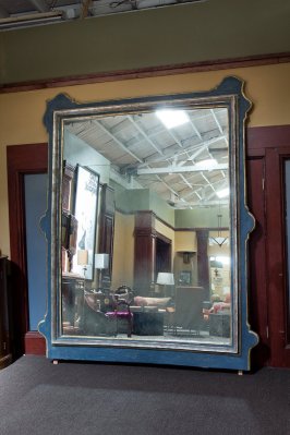 How much to you have to love looking at yourself to spend $15K on a 7.5' x 9.5' mirror? By LaVintageFurnishings