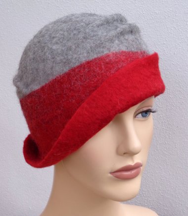 At least there are hats to make me happy, like this lovely from FeltgOOOd