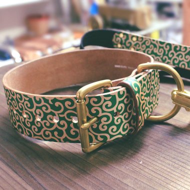 Really stunning hand-tooled leather collar and leash FOR $256 AMERICAN. From the very pricey SakuraDogwareFactory