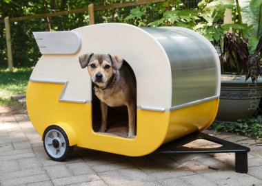 Airstream dog house by Jumahl
