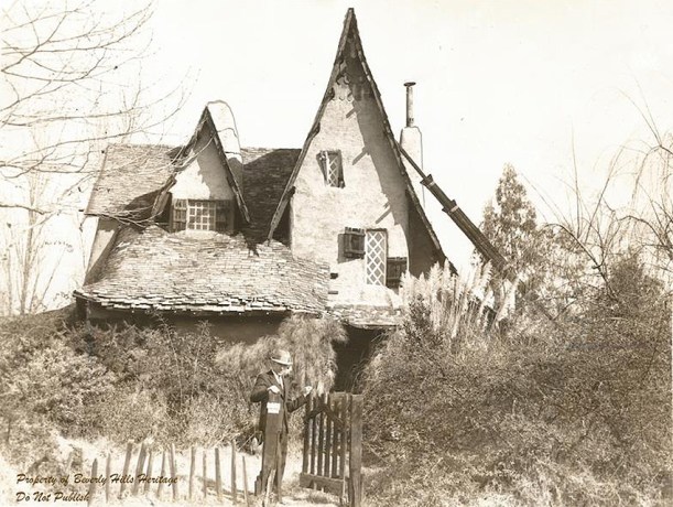 witchshouse1