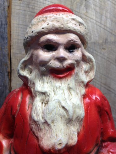 Thoroughly terrifying (and familiar-looking) lawn Santa, sold by IFindUTreasure