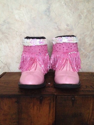 "Upcycled" is one of those Etsy buzzwords that never fails to deliver complete lipstick on a pig. By ChicksKicks