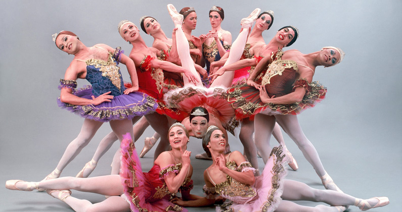 Les Ballets Trockadero de Monte Carlo (a completely unrelated picture, but aren't they adorable?)