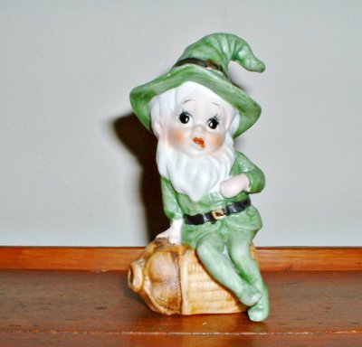 I know that leprechauns are meant to be ageless, but this one seems to have suffered a stroke. By ClassicMemories