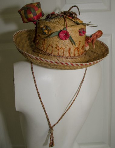 Boy, in the fifties, people really would buy just any piece of crap, wouldn't they? By Vintarama