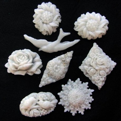 Plastimake plus silicone molds equals cameos!