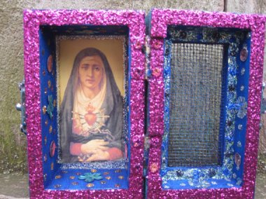 It's Our Lady of Sparkles! By LaCornejaNegra