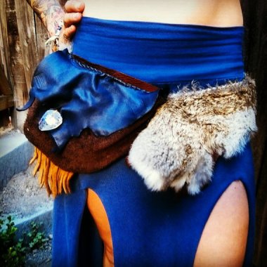 Here's a custom hip bag made of not-at-all-smelly items like sinew, skin, and bone. Not sure what kind of dead stuff you'd like on yours? Don't worry. Seller Deiadorebel will 