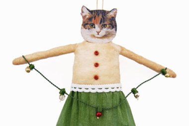 I was very excited to find that the cat people and the felters are finally working together! By OldWorldPrimitives