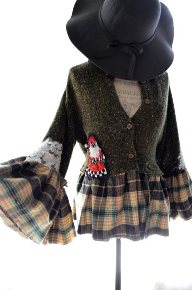 This is listed as a "Not So Ugly" Christmas Sweater. Wrong. By TrueRebelClothing