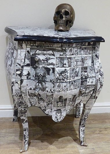 I am a fiend for anything Batman, so you know this Batman-themed decoupaged chest floated my boat! By smithersofstamford