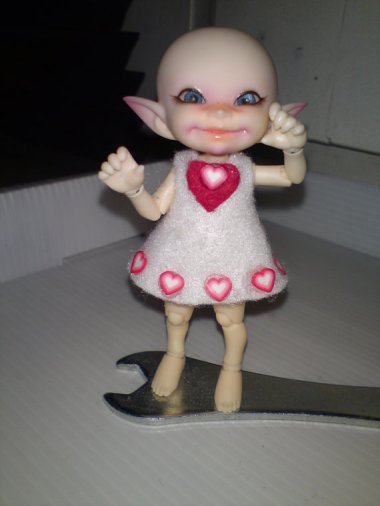 This is a "Be my Valentine" felt dress for a Realpuki doll. I have no idea what that is, but I'm feeling pretty pukey, myself. By RealPukiPukiLand