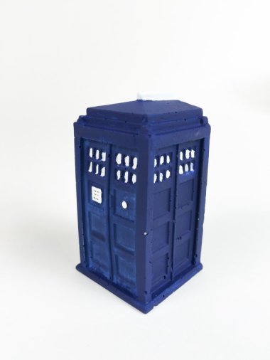 2" high cement Tardis. Yep. I need it. By RichNeeleyDesigns who also made those adorable succulent planters down below