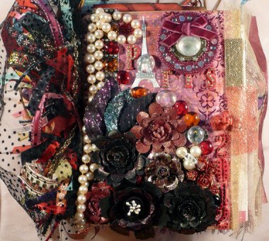 "French art" travel journal. I doubt they'll let you on the plane with this thing. It looks dangerous. By LuLuTooBeaucoup