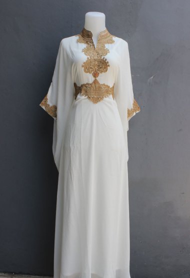 Exceptionally beautiful Moroccan caftan. By Yosika