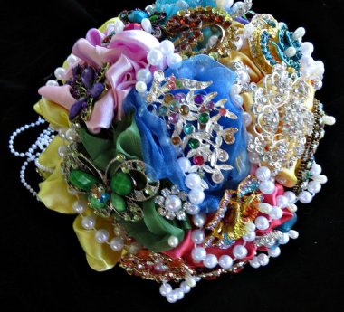 Can you imagine the damage you could do throwing this vintage jewelry and duct tape wedding bouquet?