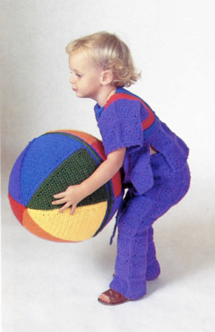 Isn't it a bummer when your beach ball doesn;t collect sand? Problem solved!