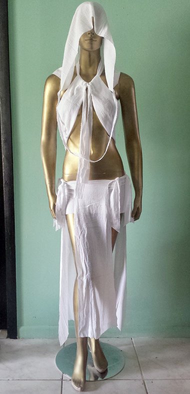 I made one of these at the last 3 bridal showers I attended. Mine were made of toilet paper, too!