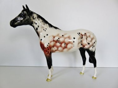 Seller: GretelsCurtainCall Charity: waiting for comfirmation