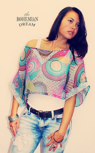 I can't pull off the crop top thing, but this sure makes me wish I could! By TheBohemianDream