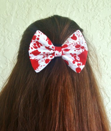 Here's a tip: Do not wear this to court unless you're trying to get out of jury duty.