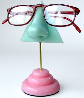 Eyeglass holder