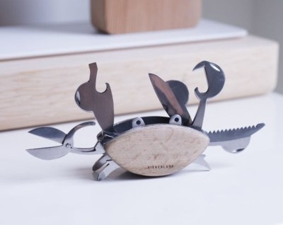 Crab multi-tool