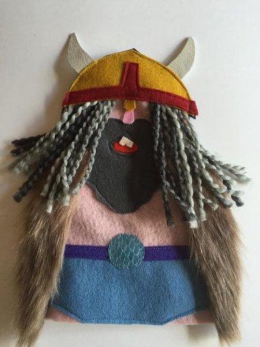 If you had told me I'd be crushing on a viking tree topper, I'd have called you crazy, but how adorable is this guy? By Dessertfirstdesigns