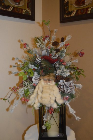 "Get Off My Lawn" Santa