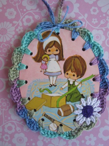 This is hideous. I wish there was time to get it before Christmas so I could put it on Bestie's present. She'd have me institutionalized. 